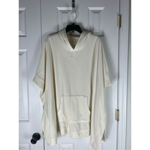 NWT Cupio Womens Cream Pullover Size 2x - Picture 1 of 4